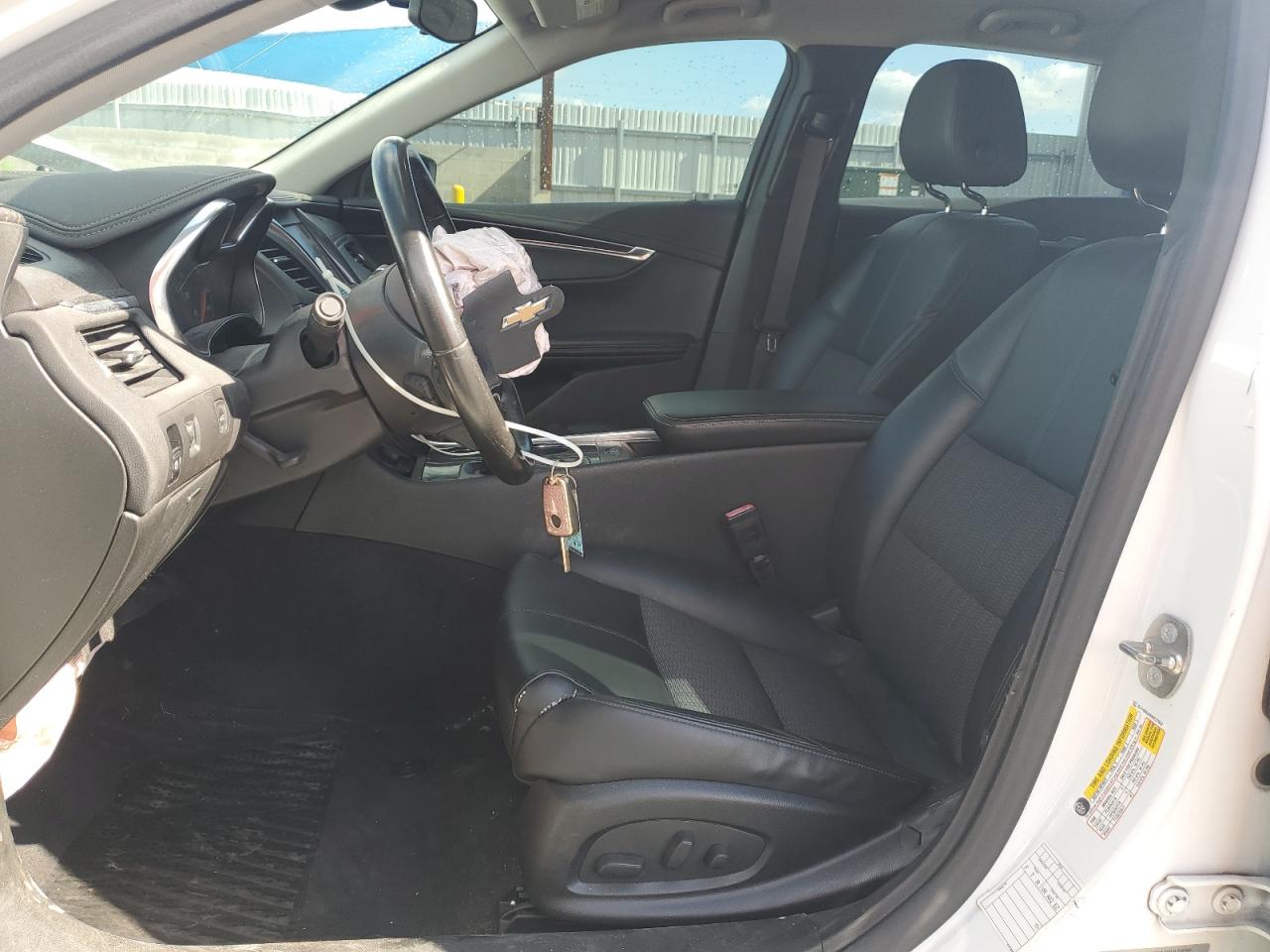 Chevrolet Impala Lt Image 9