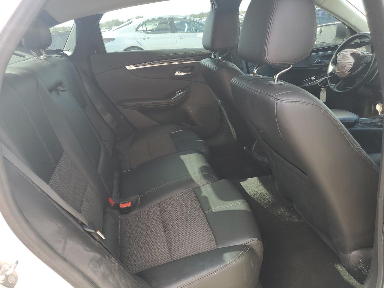 Chevrolet Impala Lt Image 11