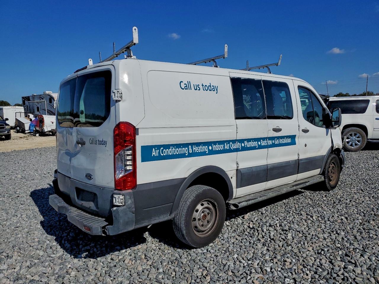 Ford Transit T-250 Image 6