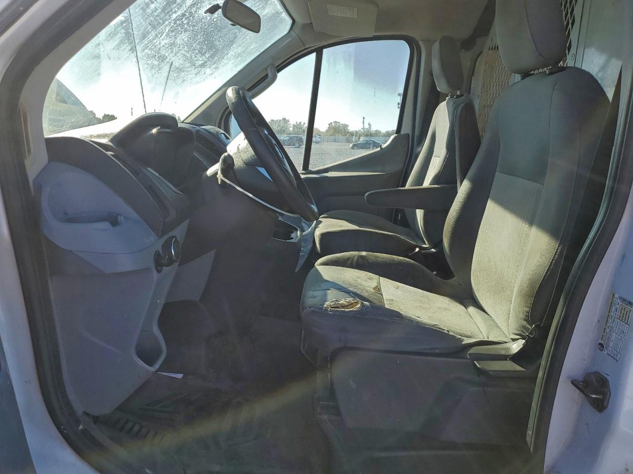 Ford Transit T-250 Image 8