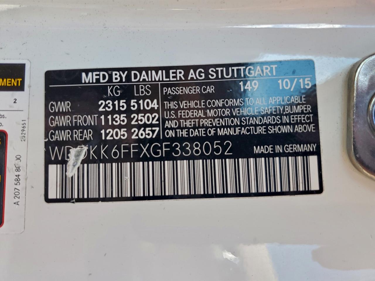 Mercedes-Benz E-Class 400 Image 11