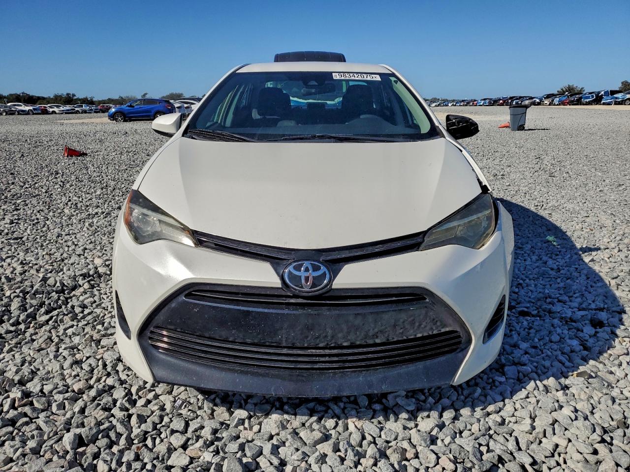 Toyota Corolla L Image 11