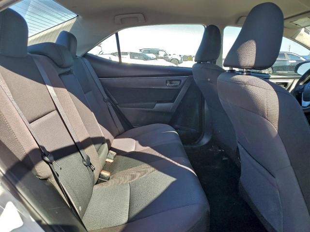 Toyota Corolla L Image 6