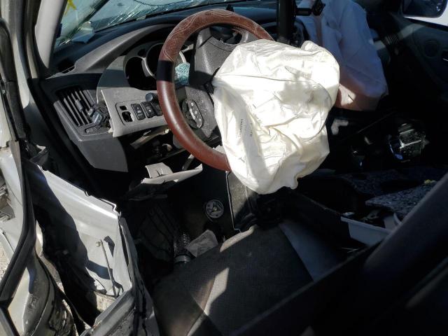 Toyota Highlander Base Image 11