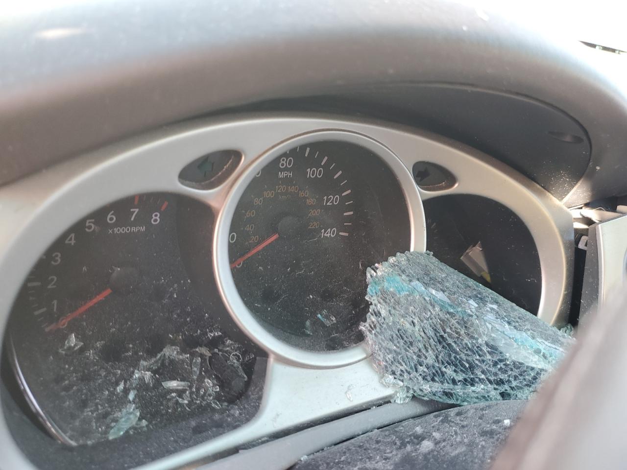 Toyota Highlander Base Image 8