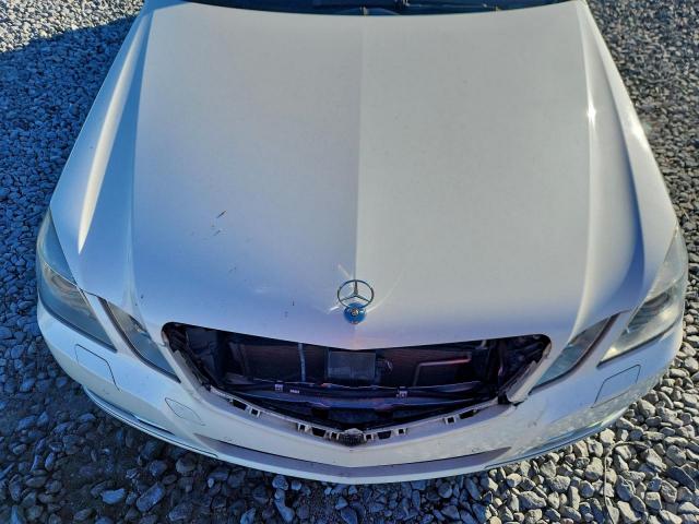 Mercedes-Benz E-Class 350 Image 10
