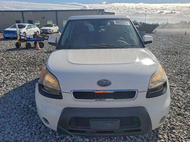 Kia Soul + Image 5