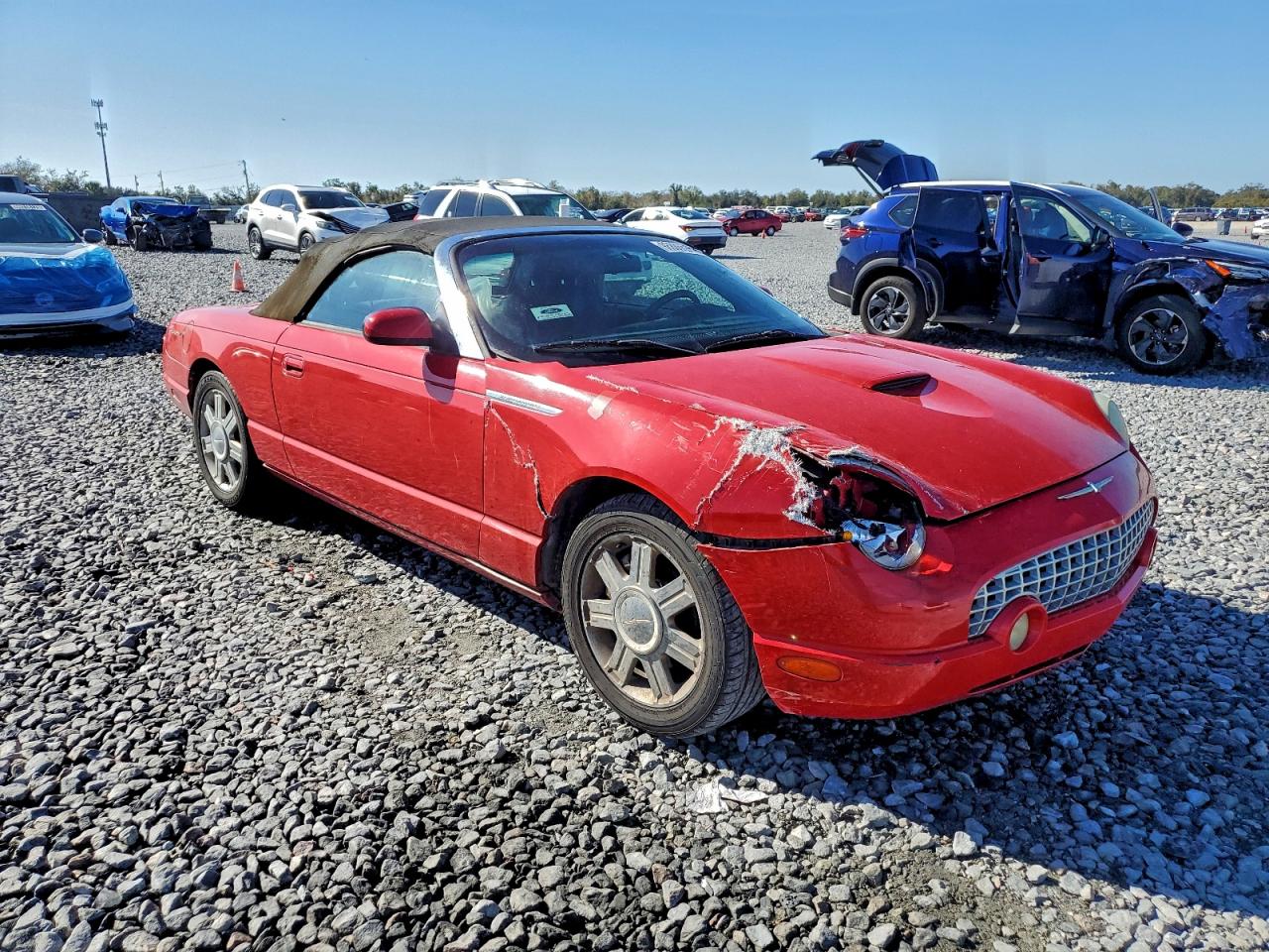 Ford Thunderbird Image 2