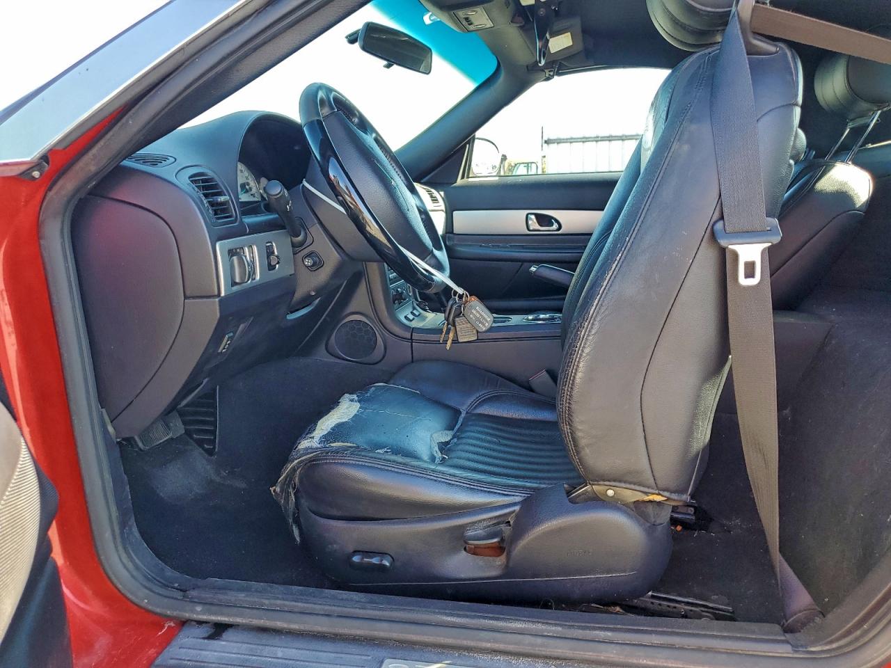 Ford Thunderbird Image 5