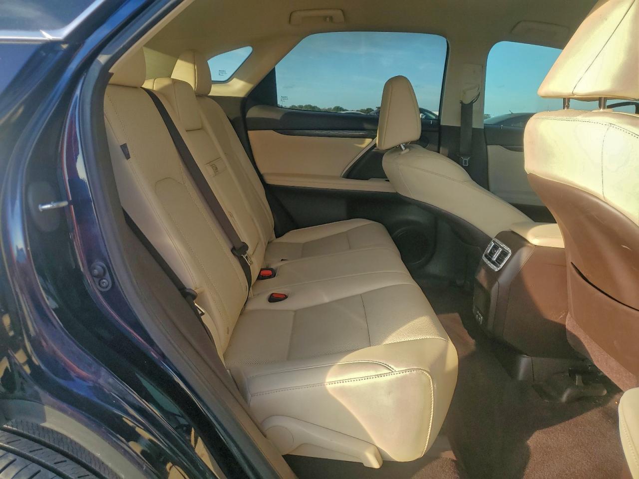 Lexus RX 350 Base Image 8